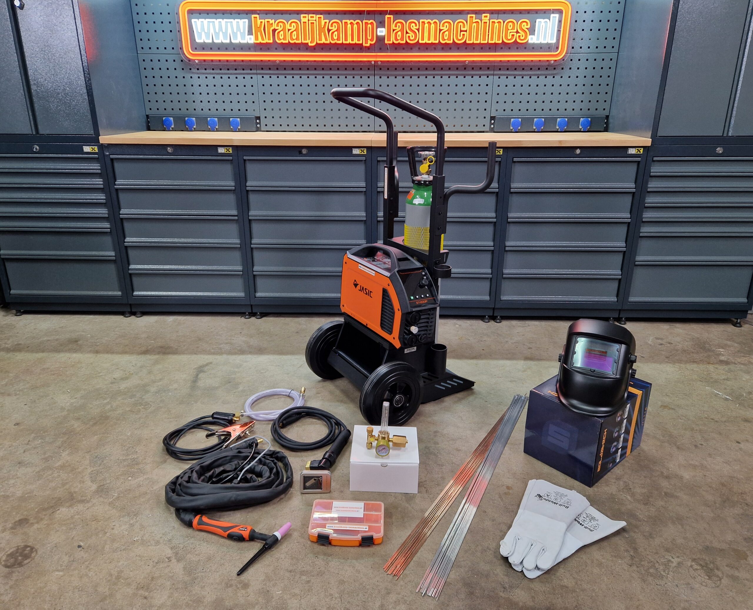 Compleet pakket! Jasic EVO TIG200P PFC DC pulse 230v (laswagen toolbox steekwagen) + opbergkoffer