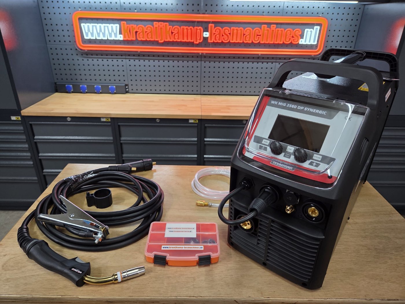 Weldkar MIG 2560 Dubbel pulse 250a Synergic - 400 Volt INCL WK250 LASTOORTS