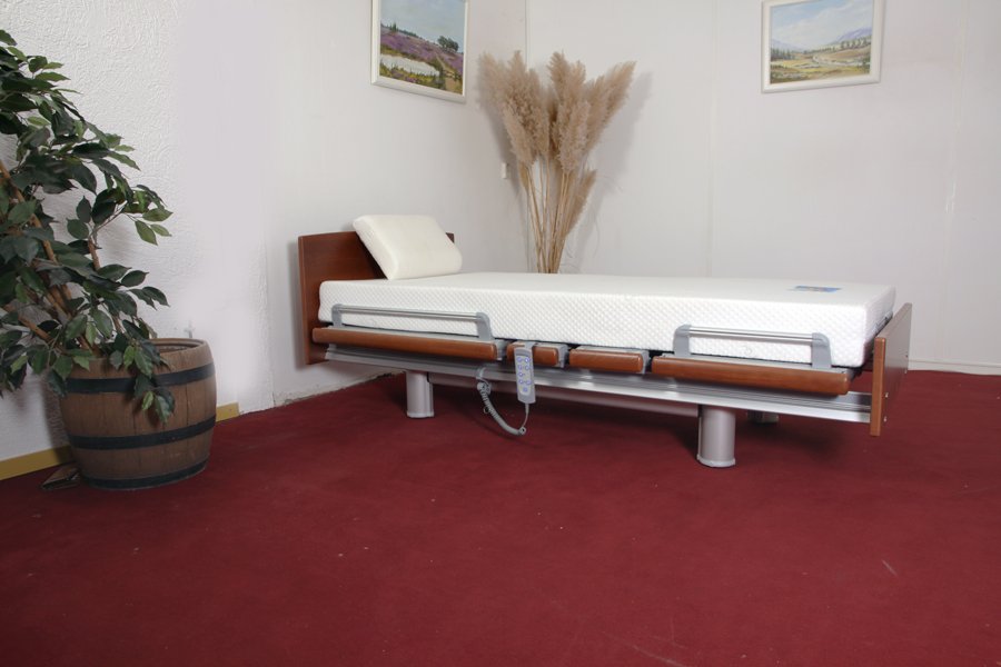 Hoog-laag bed qqq1185 Belletto 3080 MAN 90 x 200 zorg-verpleeg bed van Völker