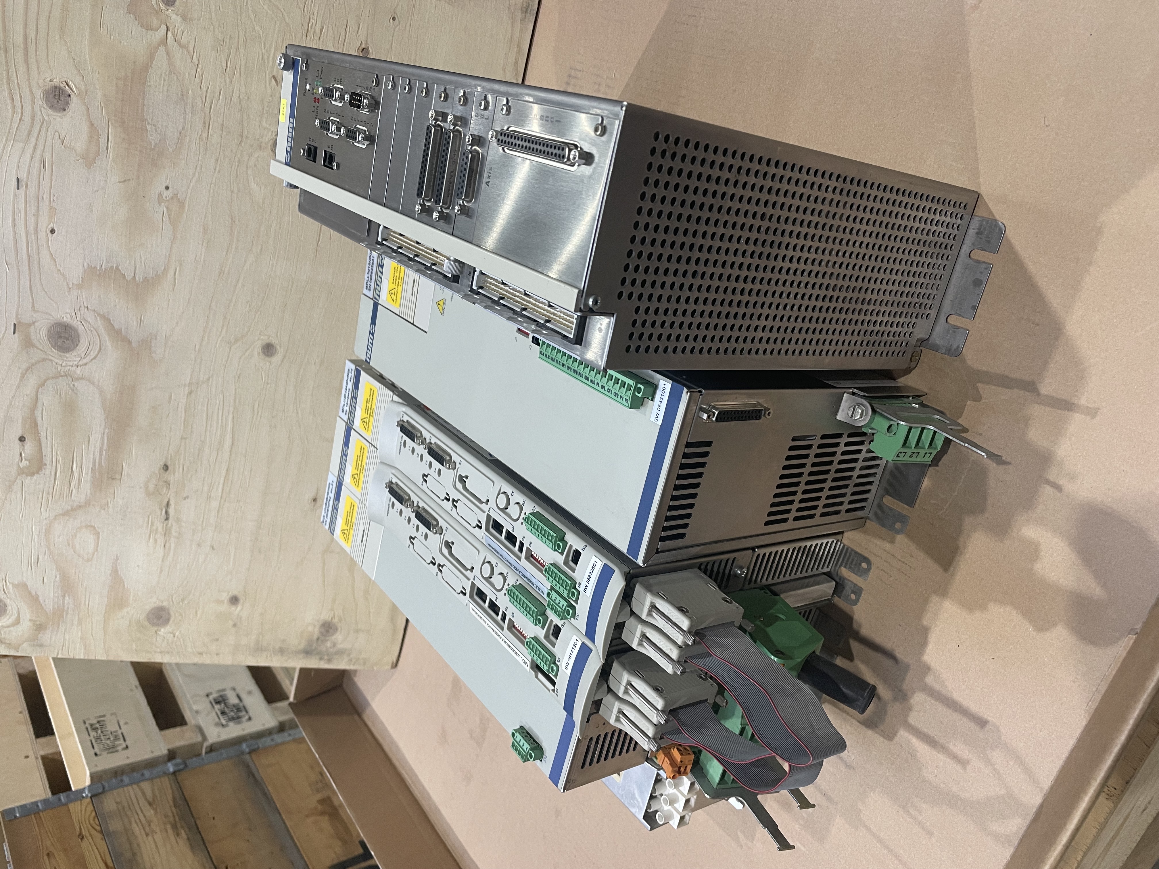 NUM S.p.A drive units