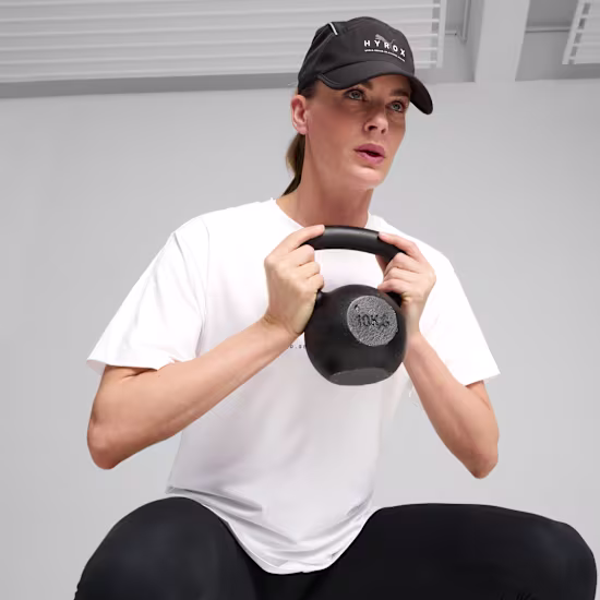 PUMA x HYROX pet met 5 panelen en korte klep